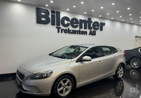 Volvo V40, 2013