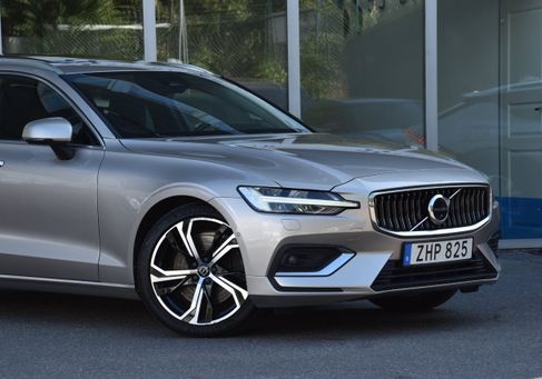 Volvo V60, 2023