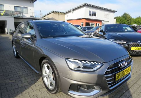 Audi A4, 2022