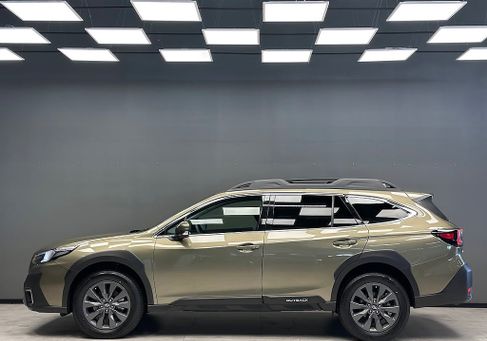 Subaru OUTBACK, 2025