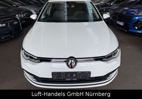 Volkswagen Golf, 2020