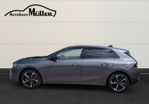 Opel Astra, 2022