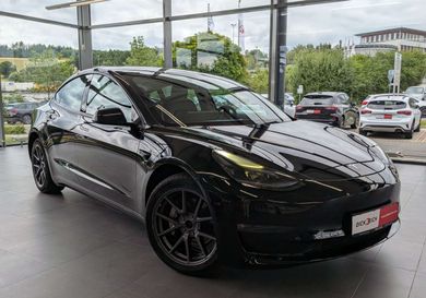 Tesla Model 3, 2022