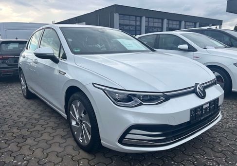 Volkswagen Golf, 2023 3