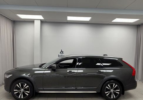 Volvo V90 Cross Country, 2020
