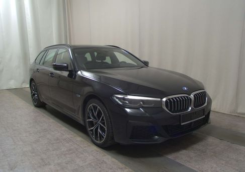 BMW 530, 2022 3