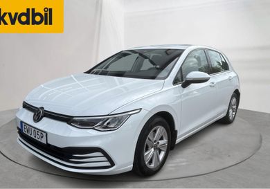 Volkswagen Golf, 2022