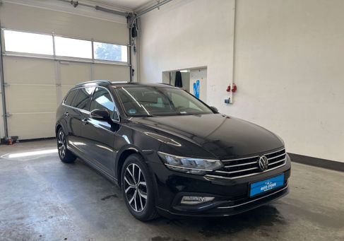 Volkswagen Passat Variant, 2023 3
