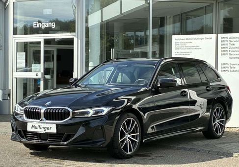 BMW 320, 2023 3