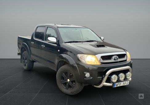 Toyota Hilux, 2011