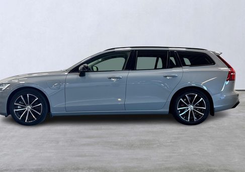 Volvo V60, 2025 2