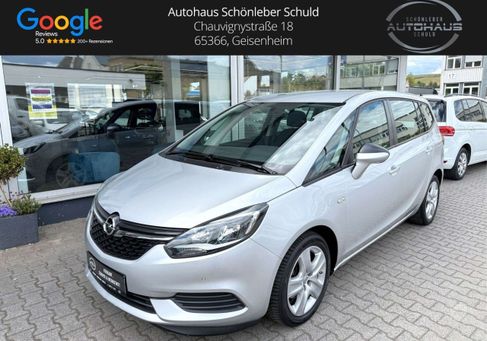 Opel Zafira, 2017