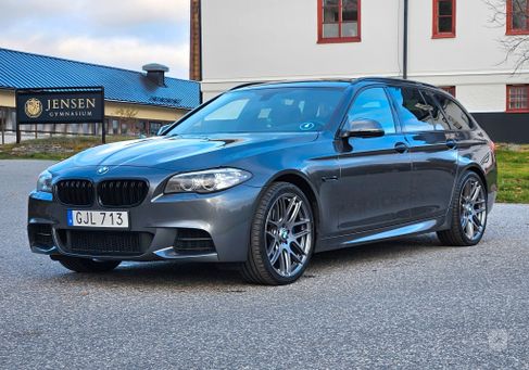 BMW 530, 2016