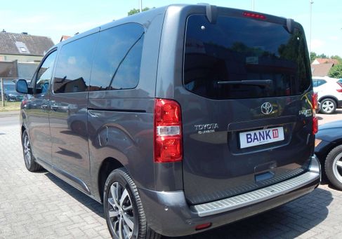 Toyota Proace, 2022