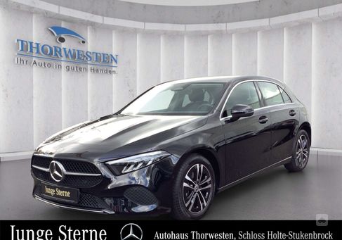 Mercedes-Benz A 180, 2023