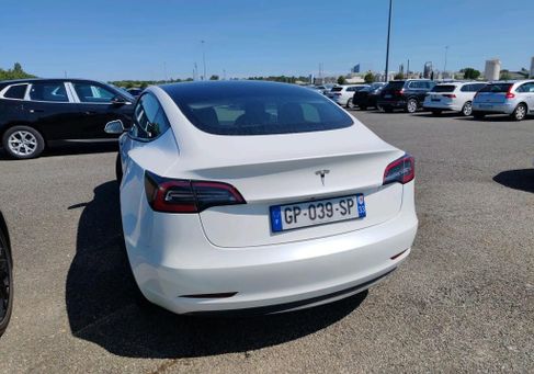 Tesla Model 3, 2023 2
