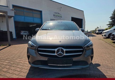 Mercedes-Benz B 180, 2019