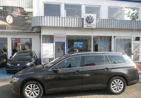 Volkswagen Passat Variant, 2023