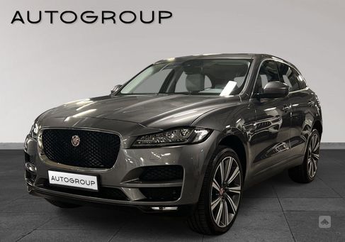 Jaguar F-Pace, 2017