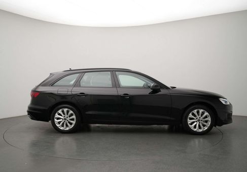 Audi A4, 2023