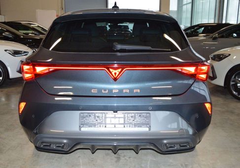 Cupra Leon, 2025