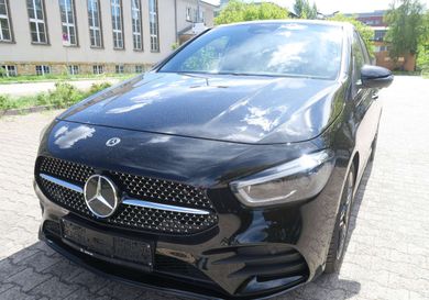 Mercedes-Benz B 200, 2024
