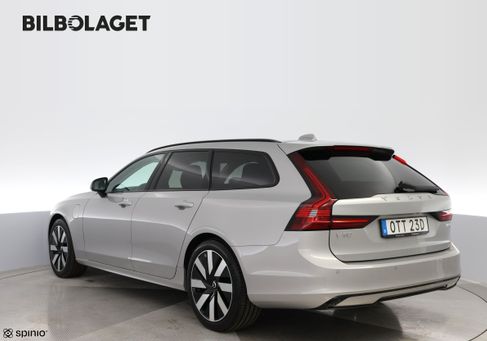 Volvo V90, 2025