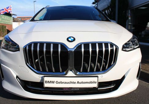 BMW 218, 2024