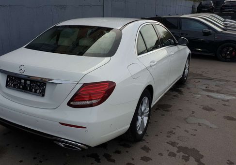 Mercedes-Benz E 200, 2017