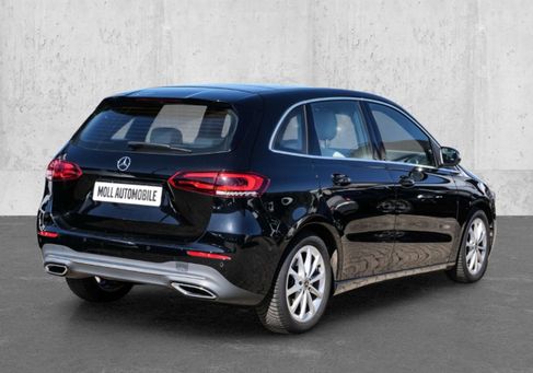 Mercedes-Benz B 200, 2020
