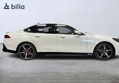 BMW 550, 2026