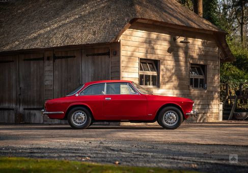 Alfa Romeo 2000, 1974