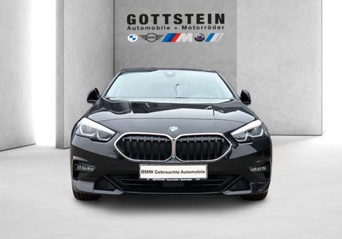 BMW 220, 2023 3