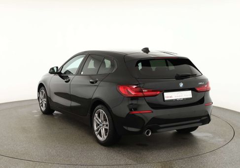 BMW 116, 2022