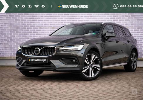 Volvo V60 Cross Country, 2021