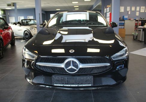 Mercedes-Benz CLA 180, 2021