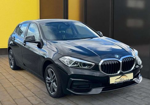 BMW 118, 2024