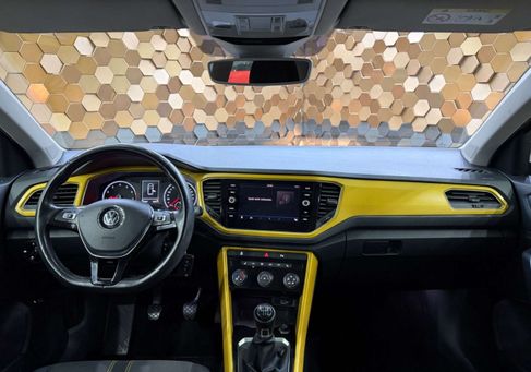 Volkswagen T-Roc, 2018