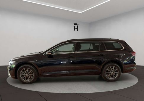 Volkswagen Passat, 2023