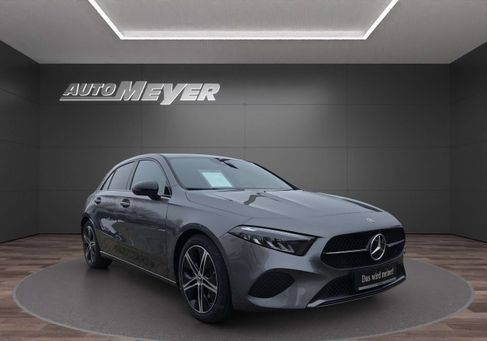Mercedes-Benz A 200, 2025