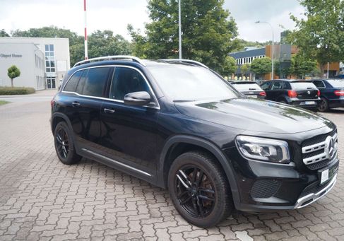 Mercedes-Benz GLB 200, 2022