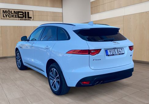 Jaguar F-Pace, 2019