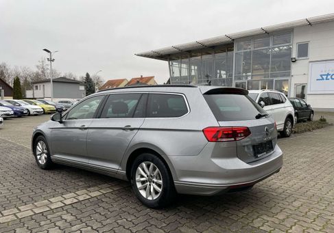 Volkswagen Passat, 2021