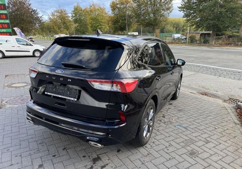 Ford Kuga, 2022