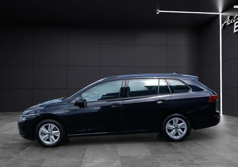 Volkswagen Golf, 2023 2