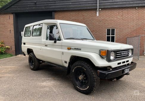 Toyota Land Cruiser, 1993