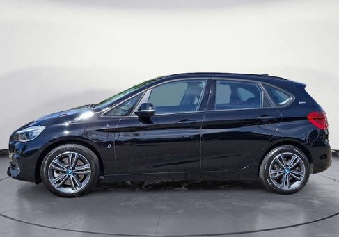 BMW 225, 2019 3
