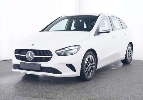 Mercedes-Benz B 180, 2025