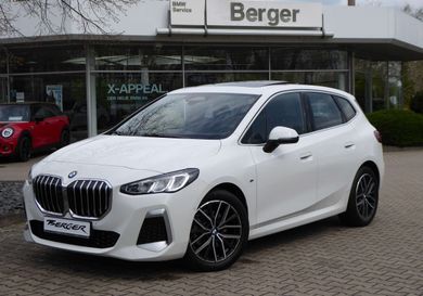 BMW 220, 2022