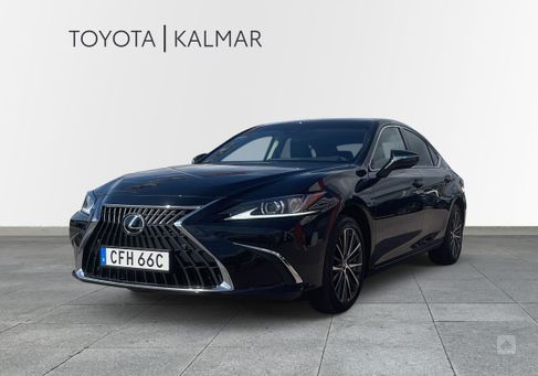 Lexus ES, 2025